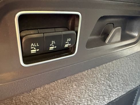 Used 2020 Mercedes-Benz GLS 580 image 38