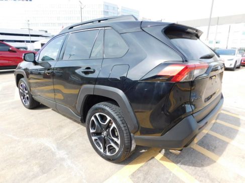 Used 2021 Toyota RAV4 Adventure image 5