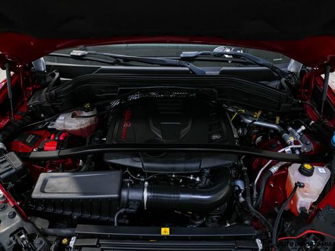 Used 2020 Alfa Romeo Stelvio Sport image 32