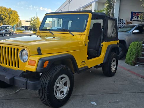 Used 2004 Jeep Wrangler Sport image 13