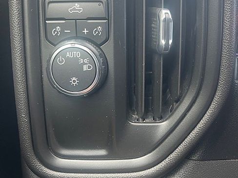 Used 2019 Chevrolet Silverado 1500 W/T image 41