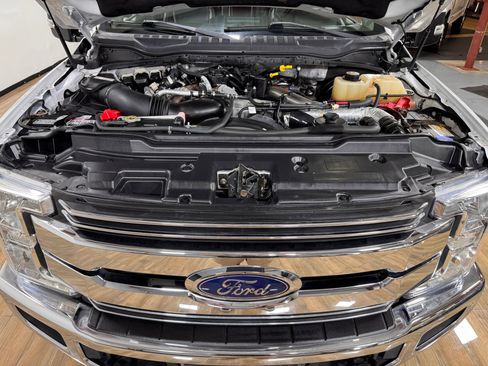Used 2018 Ford F250 Lariat image 12