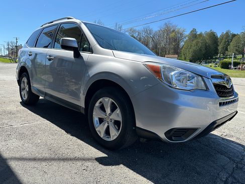 Used 2015 Subaru Forester 2.5i Premium image 5
