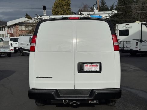 Used 2021 Chevrolet Express 2500 image 26