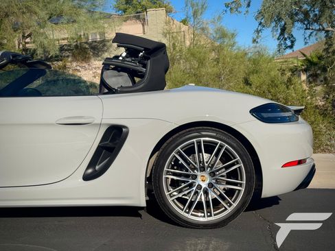 Used 2023 Porsche 718 Boxster GTS image 38