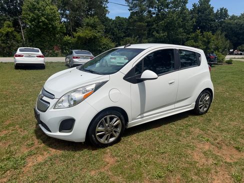 Used 2016 Chevrolet Spark EV EV FWD image 2