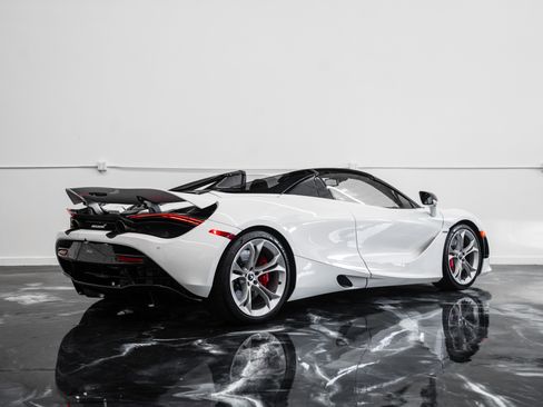 Used 2020 McLaren 720S Performance image 7