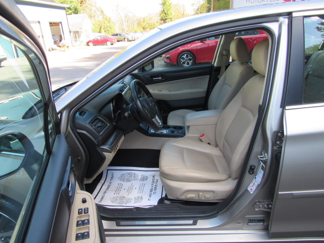 Used 2015 Subaru Legacy 2.5i Limited AWD/4WD image 15