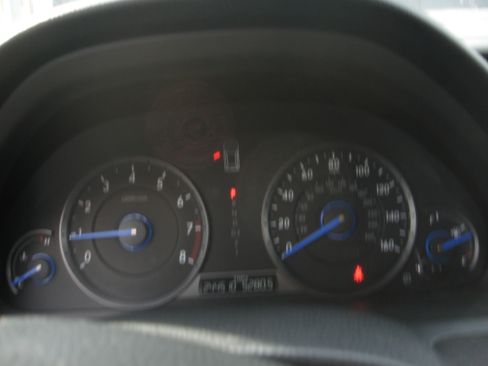 Used 2010 Honda Accord Crosstour EX image 10