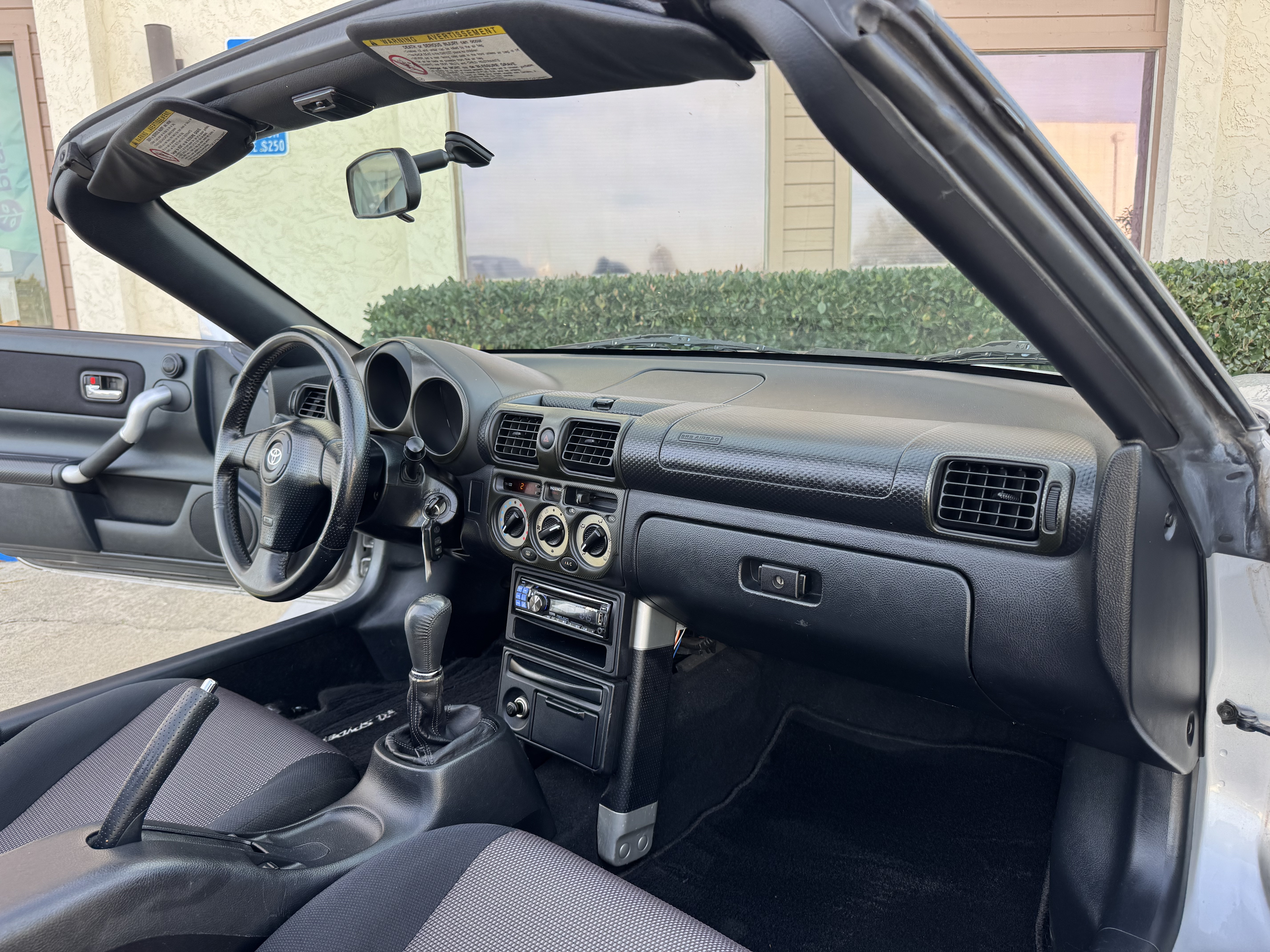 Used 2002 Toyota MR2 Spyder RWD image 41