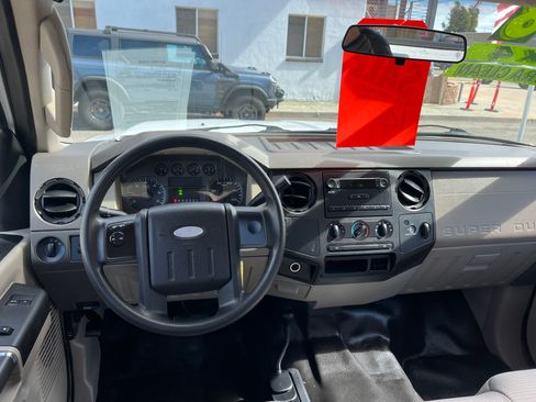 Used 2008 Ford F250 XL image 9