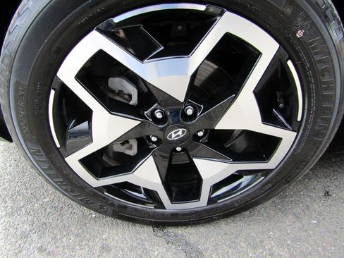 Used 2022 Hyundai Santa Cruz Limited AWD/4WD image 13