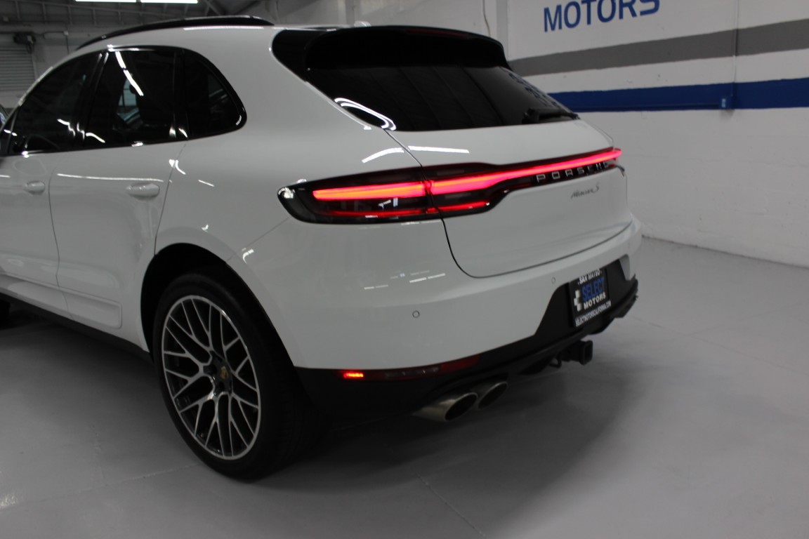 Used 2020 Porsche Macan S AWD/4WD image 6