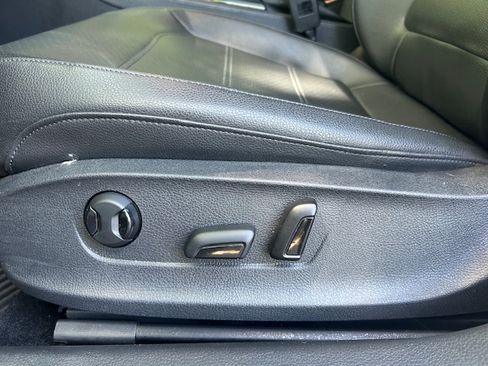 Used 2014 Volkswagen Passat image 23