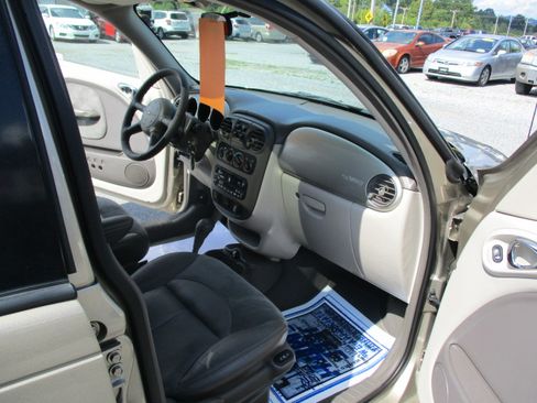 Used 2002 Chrysler PT Cruiser Limited Edition image 25
