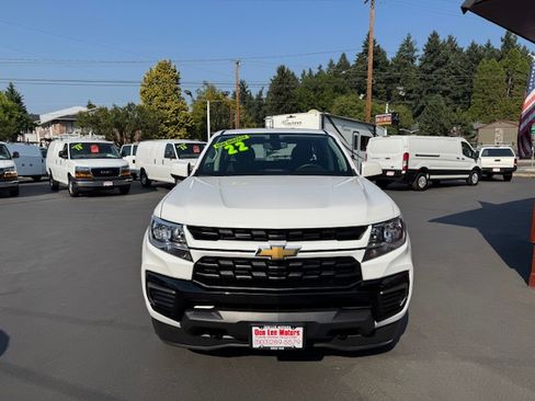 Used 2022 Chevrolet Colorado LT image 30