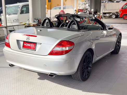 Used 2007 Mercedes-Benz SLK 280 image 4