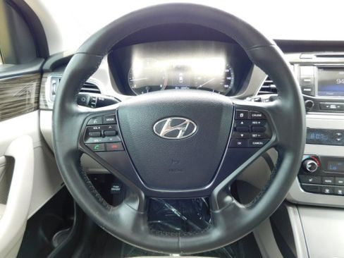 Used 2015 Hyundai Sonata Limited FWD image 14