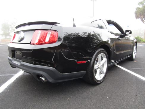 Used 2012 Ford Mustang GT image 5