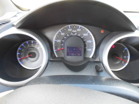 Used 2012 Honda Fit LX image 15