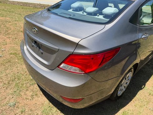 Used 2017 Hyundai Accent SE Sedan FWD image 67