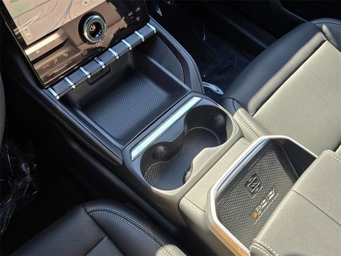 New 2026 GMC Terrain Elevation w/ Elevation Premium Package image 21