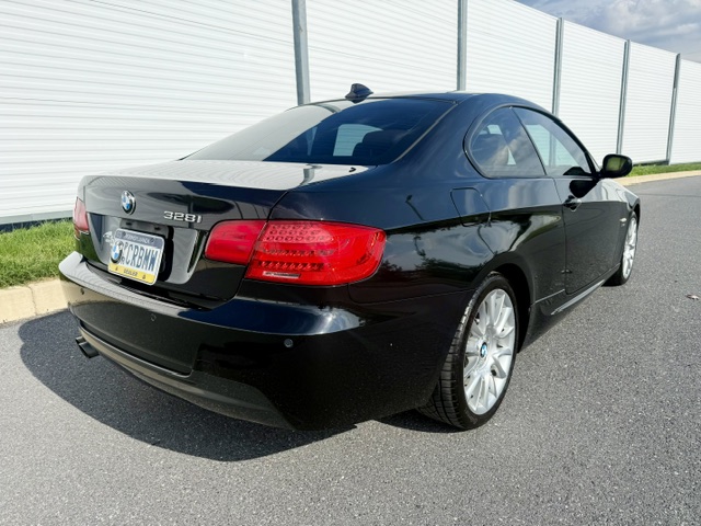 Used 2011 BMW 328i xDrive Coupe AWD/4WD image 1