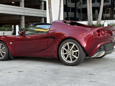 Used 2005 Lotus Elise image 30