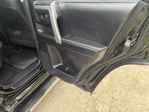 Used 2013 Toyota 4Runner 4WD image 14