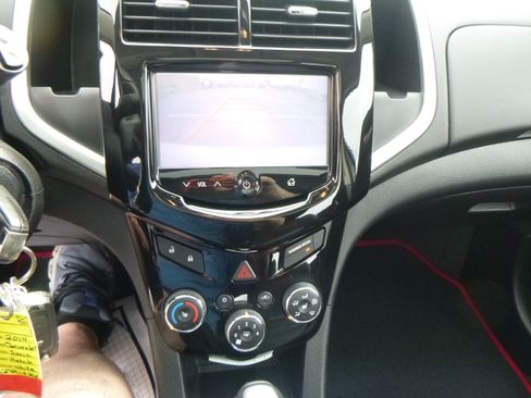 Used 2014 Chevrolet Sonic RS image 23