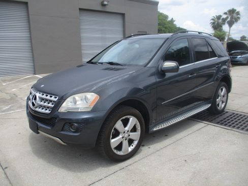 Used 2010 Mercedes-Benz ML 350 image 2