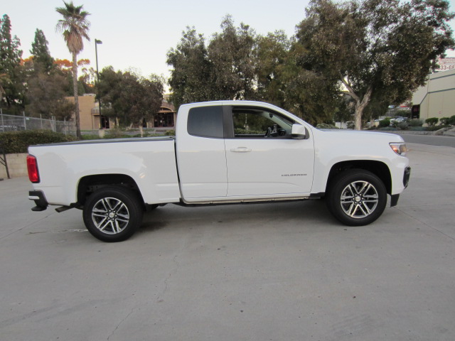 Used 2021 Chevrolet Colorado LT RWD image 2