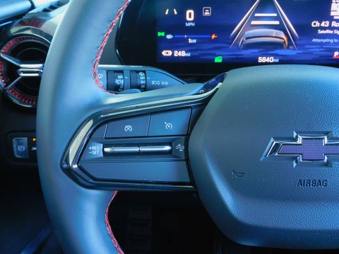 Used 2024 Chevrolet Blazer EV RS image 19