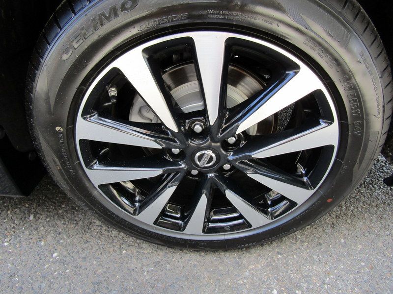 Used 2018 Nissan Altima SL FWD image 12