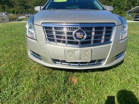 Used 2015 Cadillac XTS Luxury image 11