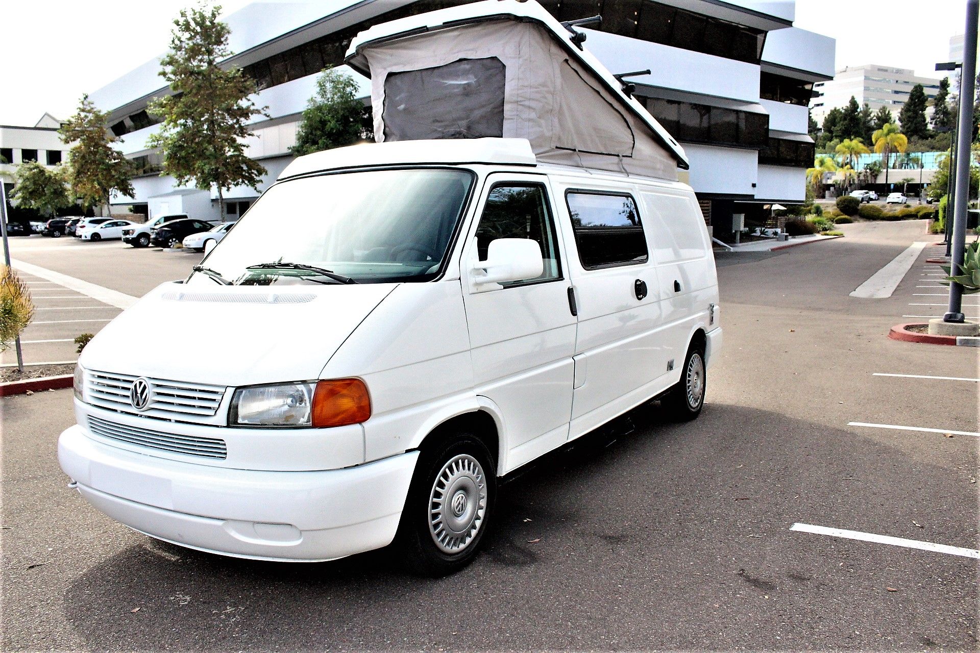 Used 1997 Volkswagen Eurovan Camper FWD image 5