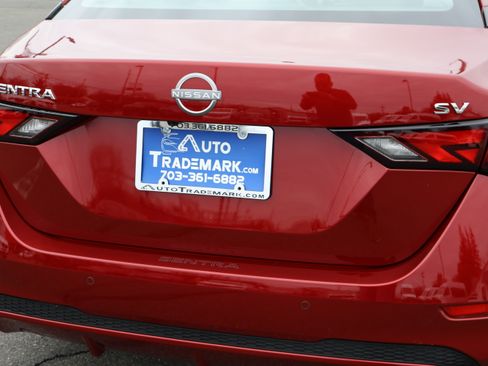 Used 2024 Nissan Sentra SV image 11