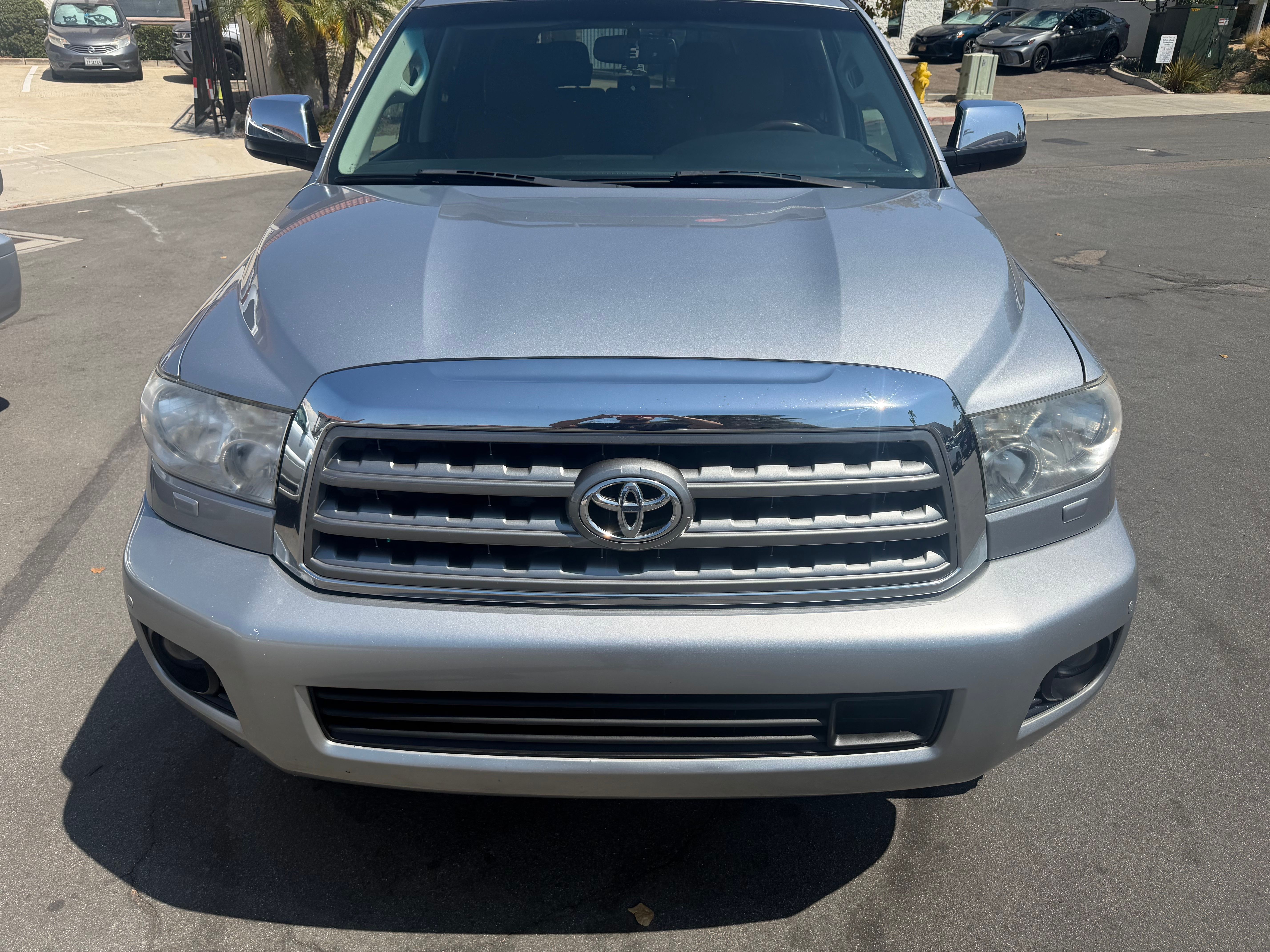 Used 2017 Toyota Sequoia Platinum AWD/4WD image 13
