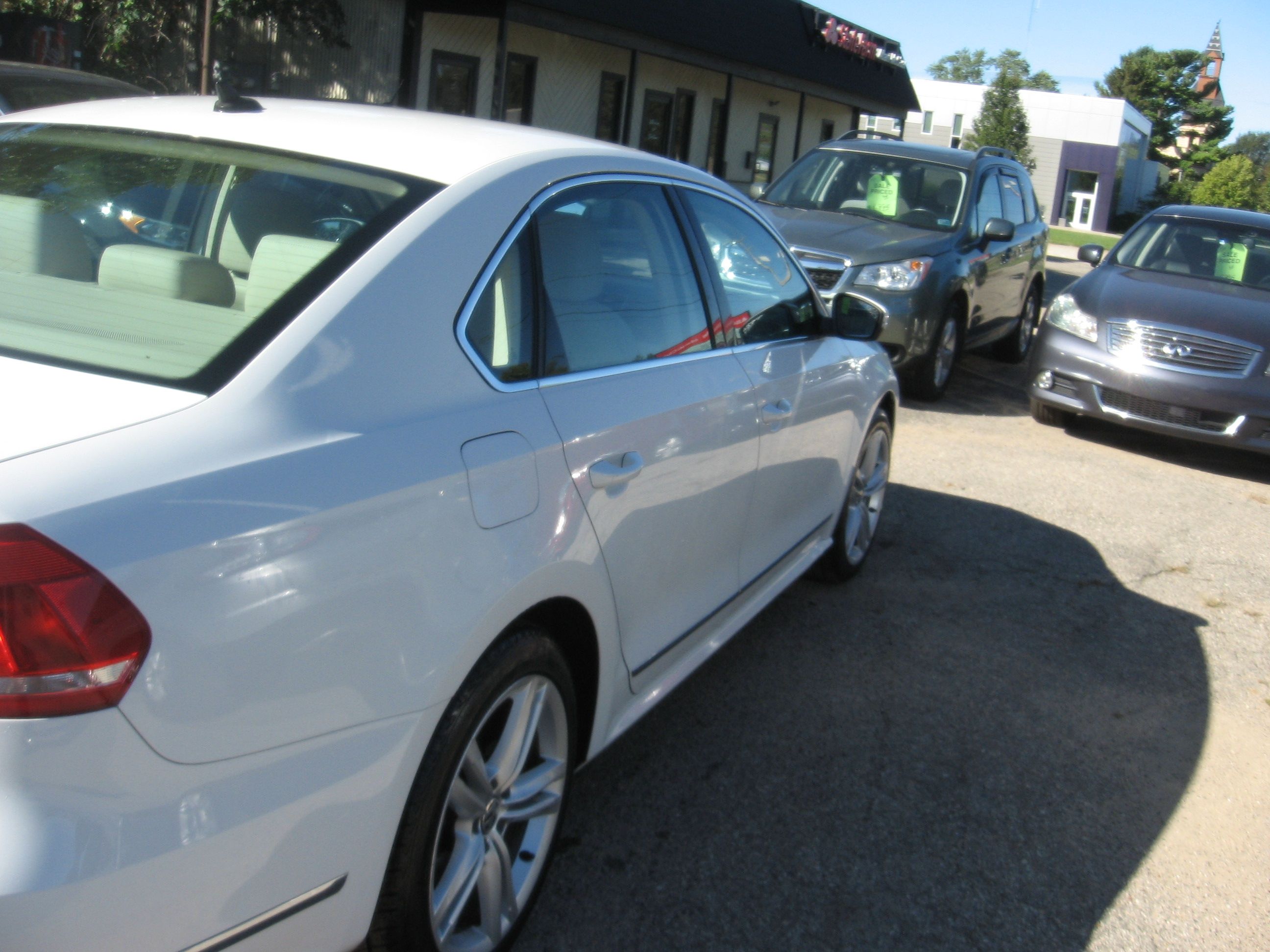 Used 2013 Volkswagen Passat 3.6 SEL Premium FWD image 4