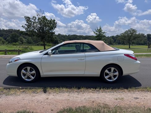Used 2008 Toyota Solara SLE image 28