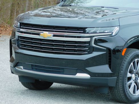Used 2023 Chevrolet Tahoe LT image 12