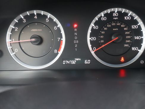 Used 2010 Honda Accord EX-L image 23