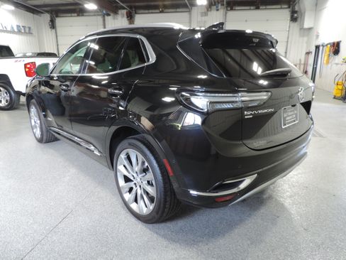 Used 2023 Buick Envision Avenir image 19