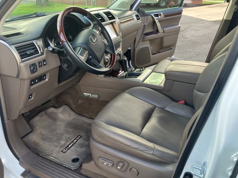 Used 2015 Lexus GX 460 Luxury AWD/4WD image 11