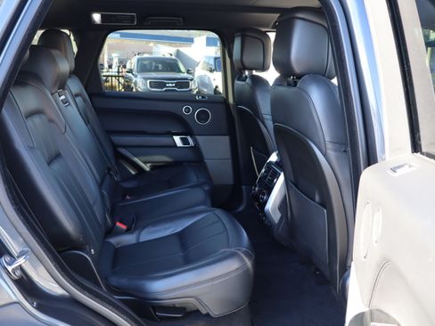 Used 2019 Land Rover Range Rover Sport HSE image 15