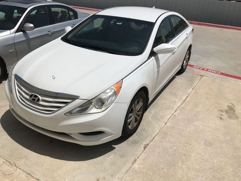 Used 2012 Hyundai Sonata GLS image 4