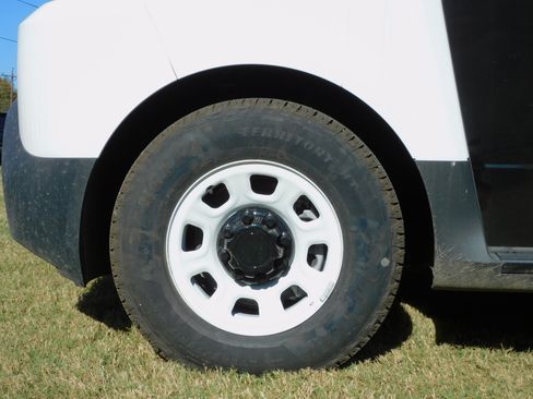 New 2025 Chevrolet Brightdrop 400 image 6