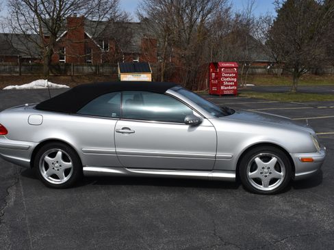 Used 2001 Mercedes-Benz CLK 430 image 15