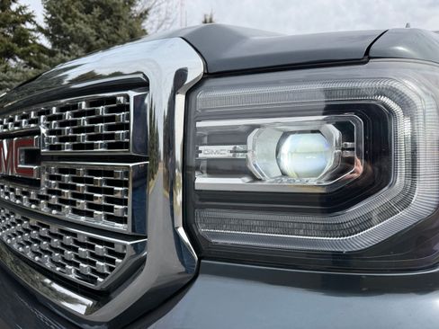 Used 2017 GMC Sierra 1500 Denali image 11