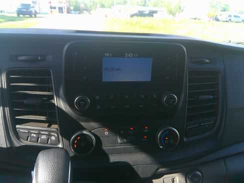 Used 2021 Ford Transit 250 XL image 12